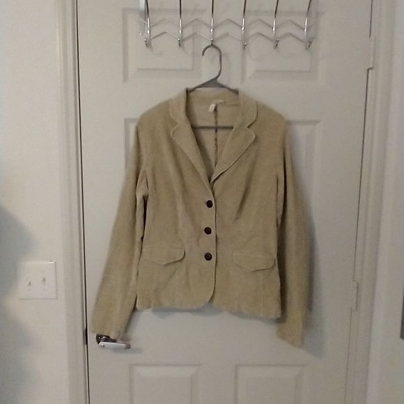 Womens jacket - Picture 2 of 8
